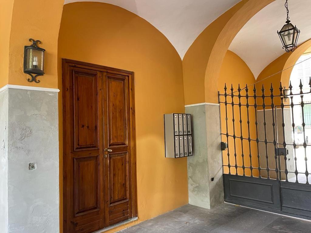 Minimal Loft In Centro A Piacenza Apartment Bagian luar foto